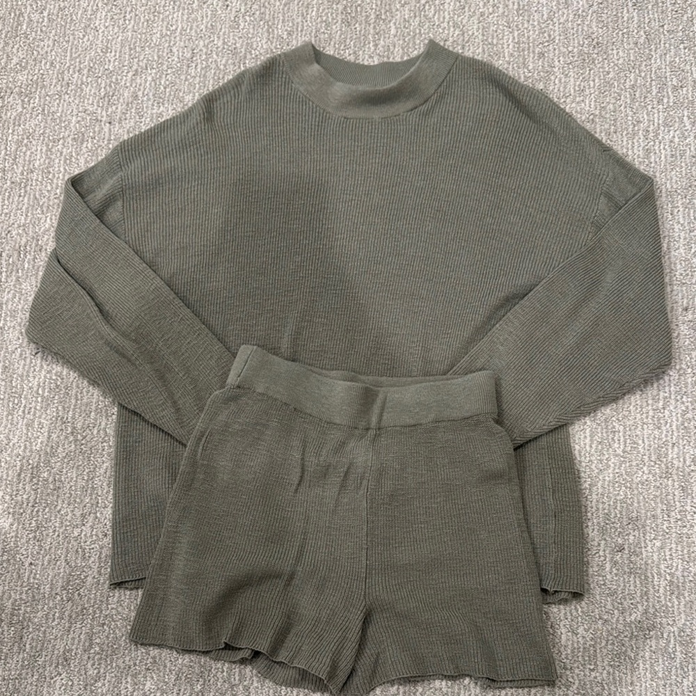 Free people Malibu sweater set